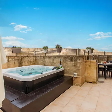 Harbour Views Gozitan Shared Pool - Happy * Mgarr