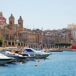Harbour Views Gozitan Shared Pool - Happy Mgarr