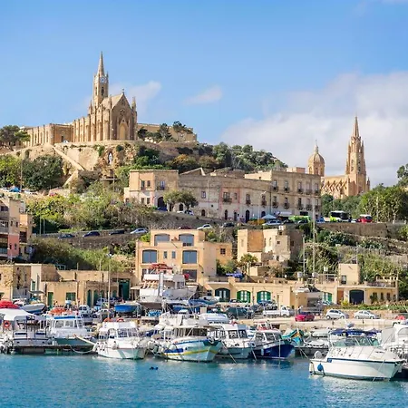 Harbour Views Gozitan Shared Pool - Happy *
