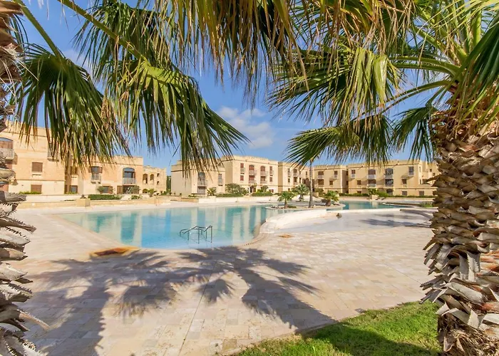 Harbour Views Gozitan Shared Pool - Happy Vakantiehuis Mgarr